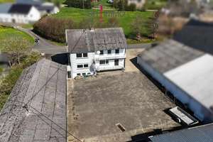 Gepflegtes Wohnhaus mit großen Garagen in ruhiger Lage in Krautscheid – Die vollständige Adresse der Immobilie erhältst du vom Anbieter., 54673 Krautscheid – Vorschaubild 27