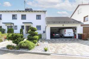 Ihr neues Zuhause: Tolle Doppelhaushälfte mit Garten, Pool, Doppelgarage – Die vollständige Adresse der Immobilie erhältst du vom Anbieter., 86453 Dasing – Vorschaubild 20