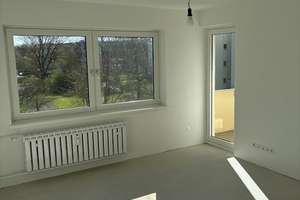 Wohnung mit Balkon sucht Nachmieter // 2.OG Wohnung 1 – Lutonstr. 5, 38444 Detmerode, Wolfsburg – Vorschaubild 2
