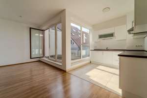 Rarität! Mit Aufzug! Großzügige Maisonette-Wohnung mit Dachterrasse in der Rostocker Altstadt – Die vollständige Adresse der Immobilie erhältst du vom Anbieter., 18055 Stadtmitte, Rostock – Vorschaubild 13