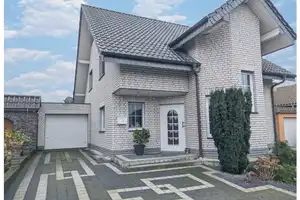 Junges Einfamilienhaus mit Pool in Geldern. – Kleve (Kreis) – Vorschaubild 1