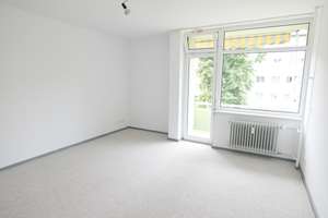 Helle Eigentumswohnung in gepflegter Wohnanlage von Berlin-Lankwitz – Die vollständige Adresse der Immobilie erhältst du vom Anbieter., 12247 Lankwitz, Berlin – Vorschaubild 1