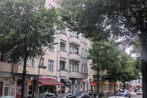 Ruhige Innenhoflage –  Vermietete Altbauwohnung in Berlin-Friedrichshain