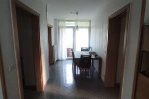 Gepflegte Erdgeschosswohnung mit drei Zimmern sowie Balkon und EBK in Moers – Leipzigerstr. 9, 47441 Asberg, Moers – Vorschaubild 2