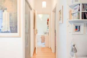 HOMESK - Altbaucharme in Berlin-Mitte | Lichtdurchflutete 2-Zimmer-Wohnung nahe Rosenthaler Platz – Zehdenicker Straße 16, 10119 Mitte (Ortsteil), Berlin – Vorschaubild 12