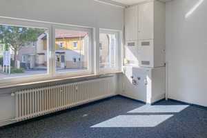 Bankfiliale mit Hausmeister-Wohnung mitten in Bad Rappenau-Grombach sucht neuen Eigentümer – Heilbronn (Kreis) – Vorschaubild 8