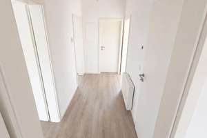 Lebendiges Wohnen in Bielefeld: 3-Zimmer-Wohnung mit Balkon – Oldentruper Straße 47, 33604 Mitte, Bielefeld – Vorschaubild 2