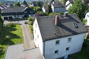 schönes Wohnhaus in bester Lage  – Die vollständige Adresse der Immobilie erhältst du vom Anbieter., 95119 Naila – Vorschaubild 3