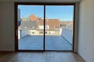 Sanierte Traumwohnung: Großzügige 3 Zimmer mit modernem Wohnkomfort – Kasernenstraße 17-19, 40213 Carlstadt, Düsseldorf – Vorschaubild 5