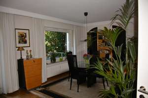 Großzügige, helle 3-Zimmer-Wohnung mit großem Balkon und schönem Blick ins Grüne – 60431 Eschersheim, Frankfurt am Main – Vorschaubild 4
