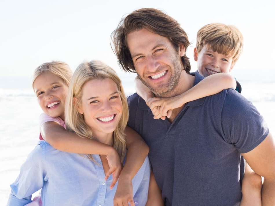Familienglück am Strand
