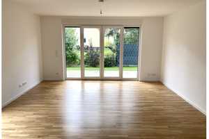 (Sofort Verfügbar)Attraktive und neuwertige 5-Raum-Doppelhaushälfte mit lux. Innenausstattung – Berlin – Vorschaubild 3