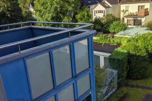 Frei 3 Zimmer-DG-Wohnung - mit Balkon Vollbad - + TG Stellplatz