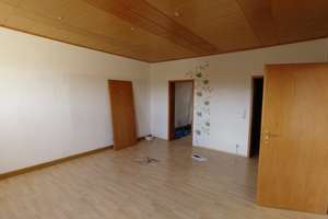 Wohnen & Vermieten: Mehrfamilienhaus mit Garten und Entwicklungspotenzial – Die vollständige Adresse der Immobilie erhältst du vom Anbieter., 9350 Lichtenstein/Sachsen – Vorschaubild 7