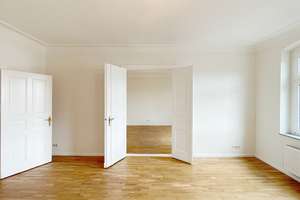 Traumhafte Altbauwohnung mit Balkon im TOP ZUSTAND! Aufzug vorhanden, bezugsfrei! – Seegefelder Straße 57, 13583 Spandau (Ortsteil), Berlin – Vorschaubild 9