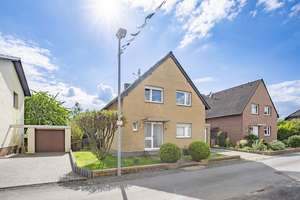 Attraktives Einfamilienhaus mit Garten (vermietet) – Die vollständige Adresse der Immobilie erhältst du vom Anbieter., 53909 Zülpich – Vorschaubild 6