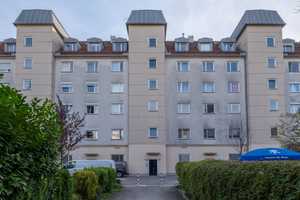 Zentral gelegene 2-Zimmer-Wohnung mit Balkon – Albert-Roßhaupter-Straße 72a, 81369 München – Vorschaubild 2
