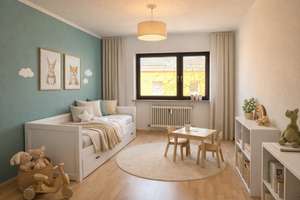 Potenzialreiche 3,5-Zimmer-Etagenwohnung mit Garage und zwei Balkonen – Die vollständige Adresse der Immobilie erhältst du vom Anbieter., 76534 Innenstadt, Baden-Baden – Vorschaubild 2