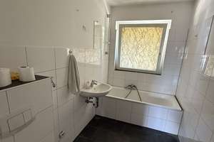 [LIS-10034] 3-Zimmer Wohnung mit Balkon – Württemberger Allee 16, 33689 Sennestadt, Bielefeld – Vorschaubild 3