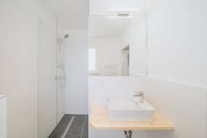 Erstbezug nach Kernsanierung | Modernes City-Apartment mit französischem Balkon und Schlafnische – Durlacher Straße 23, 10715 Wilmersdorf, Berlin – Vorschaubild 14