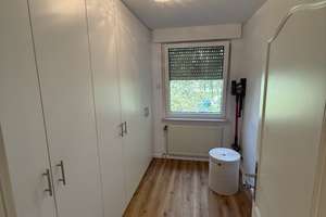 + Traumhafte 3-Zimmer-Eigentumswohnung mit hochwertiger Ausstattung & Garage in Solingen-Gräfrath + – Schlagbaumer Straße 170, 42653 Gräfrath, Solingen – Vorschaubild 14