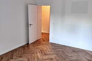 Sanierte, helle 2-Zimmer-Wohnung mit moderner Einbauküche und Balkon – Münsterstraße 279, 40470 Düsseltal, Düsseldorf – Vorschaubild 5