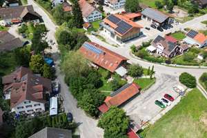 Idyllisches Mehrfamilien-Anwesen mit vier Wohneinheiten – vielseitig nutzbar für neue Konzepte – Die vollständige Adresse der Immobilie erhältst du vom Anbieter., 87616 Marktoberdorf – Vorschaubild 2