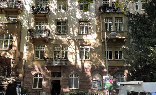 MA- Max-Joseph-Straße: Edle Maisonette mit Dachterrasse