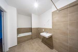 Neubauwohnung im Erstbezug mit Fußbodenheizung und Balkon – Daumstr. 72A, 13599 Haselhorst, Berlin – Vorschaubild 6