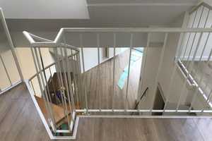 Geschmackvolle, gepflegte 1-Zimmer-Maisonette-Wohnung mit geh. Innenausstattung mit Balkon und EBK – Georg-von-Boeselager-Straße 34, 53117 Bonn – Vorschaubild 2