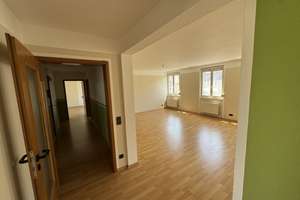 Helle Altbau-Wohnung in Bestlage: Großzügige 3,5 Zimmer mit zwei Loggien in der Koblenzer Altstadt – Die vollständige Adresse der Immobilie erhältst du vom Anbieter., 56068 Altstadt, Koblenz – Vorschaubild 7