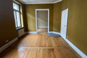 ALTBAU NORDEND AM HOLZHAUSENVIERTEL: Vier Zimmer & Balkon , top Grundriss, sofort frei! – 60318 Nordend-West, Frankfurt am Main – Vorschaubild 3