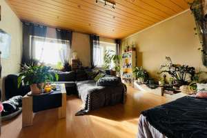 Drei Zimmer Wohnung mit neuem Südwest Balkon und schönem Ausblick – Die vollständige Adresse der Immobilie erhältst du vom Anbieter., 38226 Lebenstedt, Salzgitter – Vorschaubild 2