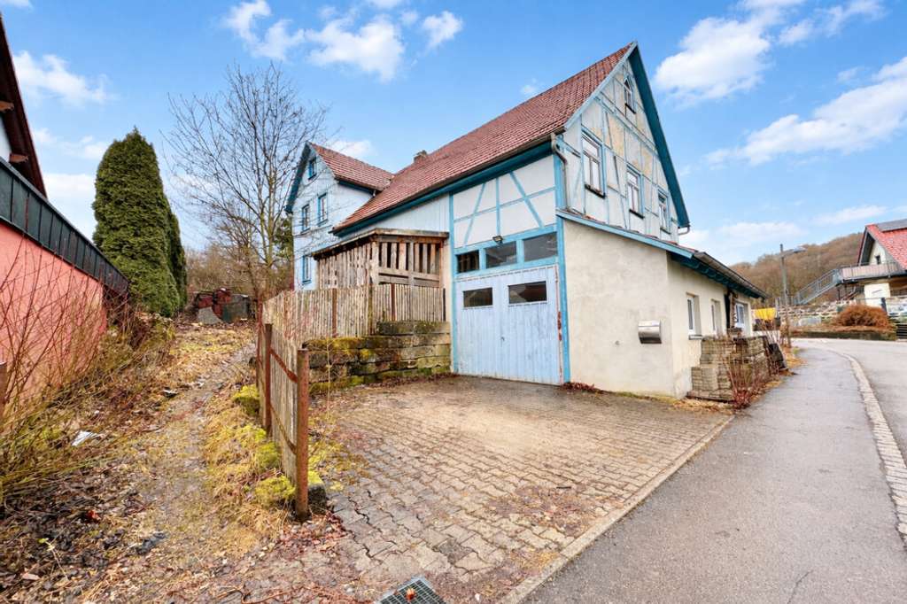 Immobilie in Rottenacker - Einfamilienhaus mit Ausbaupotenzial & Landwirtschaftsfläche! - Bild 0