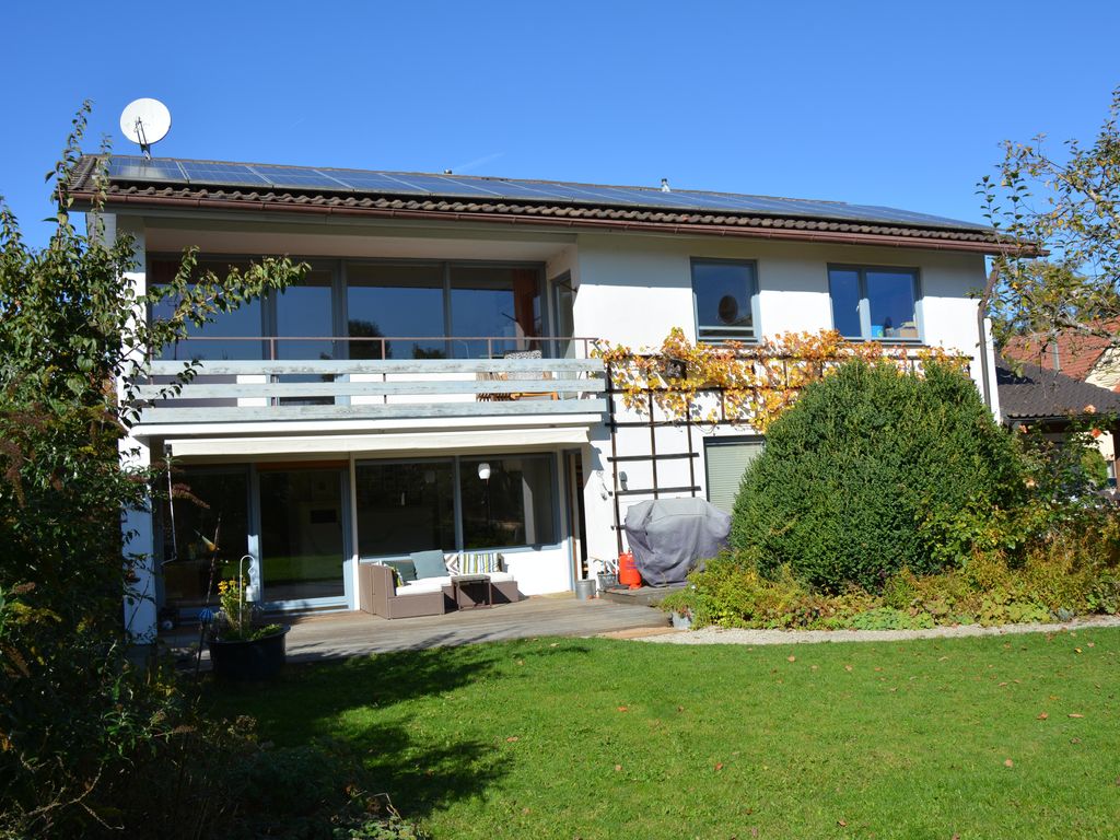 3 schöne Zimmer in geplanter 4er WG , in noch schönerem ...