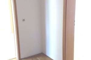 Großzügige 2-Zimmer-Wohnung mit Wannenbad im Erdgeschoss – Am Bocklerbaum 21, 45307 Kray, Essen – Vorschaubild 2