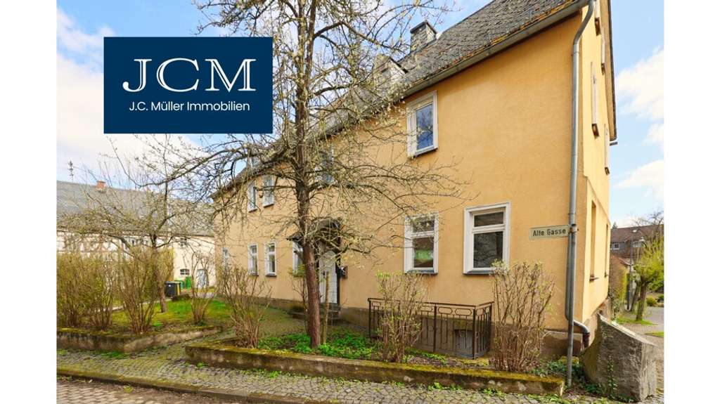 Immobilie in Frücht - Das Haus des Freiherrn vom Stein - Wohnhaus mit Scheune und Garten in ländlicher Lage in Frücht - Bild 0