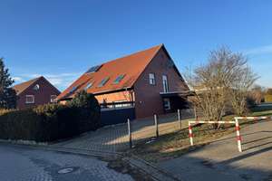 Vielseitiges Wohnhaus mit drei Wohneinheiten in begehrter Lage von Reislingen Süd/West – Die vollständige Adresse der Immobilie erhältst du vom Anbieter., 38446 Reislingen, Wolfsburg – Vorschaubild 3