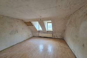 Leerstehende 2,5-Zimmer-Wohnung in Neuehrenfeld mit Speicherfläche und Gartenmitbenutzung – Die vollständige Adresse der Immobilie erhältst du vom Anbieter., 50825 Neuehrenfeld, Köln – Vorschaubild 2
