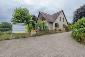 Wohnen und Arbeiten verbinden! Haus mit angrenzender Praxis oder Bürofläche. – Die vollständige Adresse der Immobilie erhältst du vom Anbieter., 21640 Horneburg – Vorschaubild 2