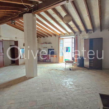 RENOVIERUNGSBEDÜRFTIGES MALLORQUINISCHES HAUS MIT KOMPLETTEM PROJEKT IN COSTITX