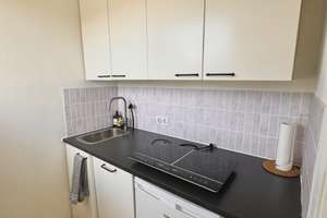 Möblierte 1-Zimmer-Wohnung mit Balkon und separater Küche nahe U1  – Die vollständige Adresse der Immobilie erhältst du vom Anbieter., 81547 Giesing, München – Vorschaubild 4