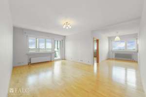 Wohnen mit grünem Weitblick: Ihr neues Zuhause über den Dächern von Remscheid! – Die vollständige Adresse der Immobilie erhältst du vom Anbieter., 42857 Kremenholl, Remscheid – Vorschaubild 2