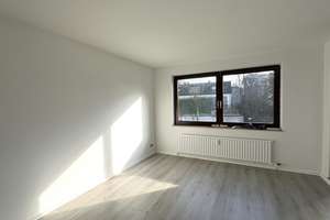 NIEDER- ESCHBACH I 3 ZIMMER I BALKON I AUFZUG I SEPARATER ESSBEREICH – 60437 Nieder-Eschbach, Frankfurt am Main – Vorschaubild 5