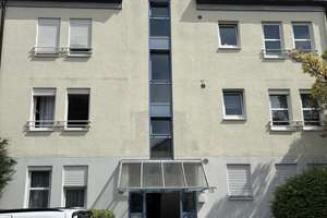 Schöne 2-Zimmer-Wohnung mit Balkon in Stuttgart-Zuffenhausen – Dreysestrasse 1B, 70435 Zuffenhausen-Am Stadtpark, Stuttgart – Vorschaubild 2
