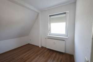 Solides Wohnhaus mit Anbau – Die vollständige Adresse der Immobilie erhältst du vom Anbieter., 31226 Peine – Vorschaubild 15