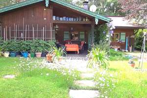 Idyllisches Einfamilienhaus mit viel Charme und Potenzial. – Die vollständige Adresse der Immobilie erhältst du vom Anbieter., 83233 Bernau am Chiemsee – Vorschaubild 1