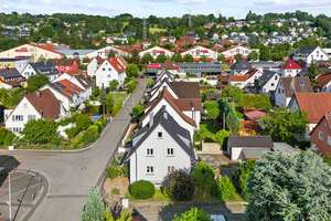 Attraktives Einfamilienhaus mit sonnigem Garten im Süden von Ravensburg. – Die vollständige Adresse der Immobilie erhältst du vom Anbieter., 88214 Ravensburg – Vorschaubild 32