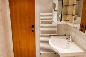 Gepflegtes, großzügiges Reihenhaus, mit außergewöhnlichem Esszimmer in ruhiger Ortslage! – München – Vorschaubild 28