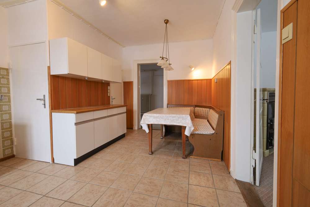 Immobilie in Hemme - Charaktervolles Wohn- und Geschäftshaus unter Reet mit großem Grundstück und viel Potential in Hemme - Bild 0